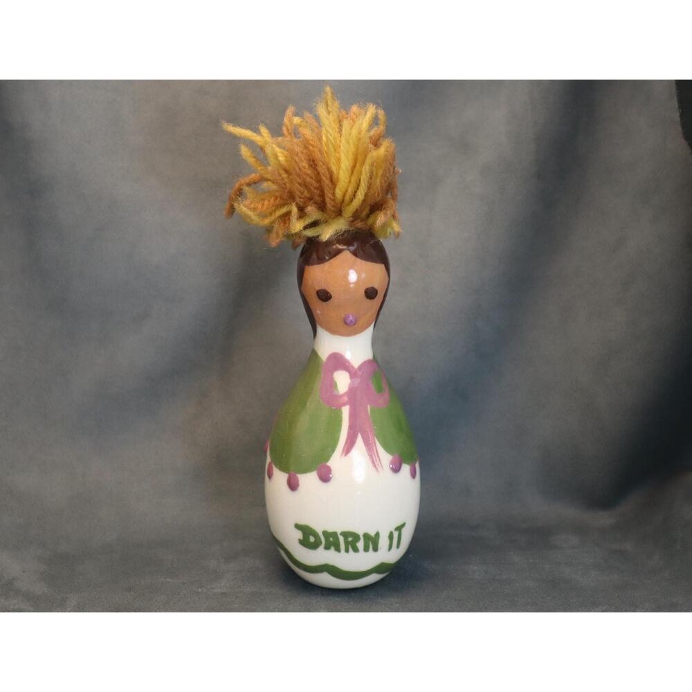 Vintage Cleminson Pottery Darner "Darn It" Figural Girl